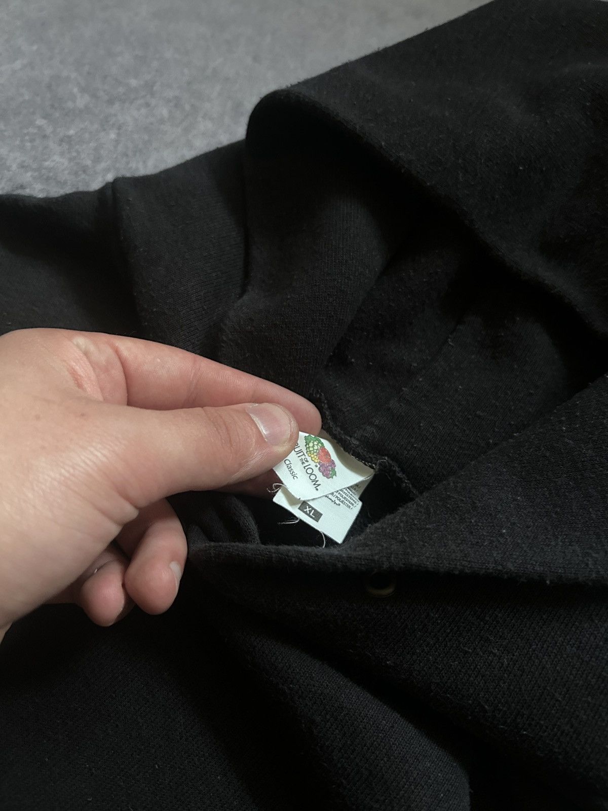 Vintage Vintage Fruit of The Loom boxy black oversized hoodies Size US XL / EU 56 / 4 - 3 Thumbnail