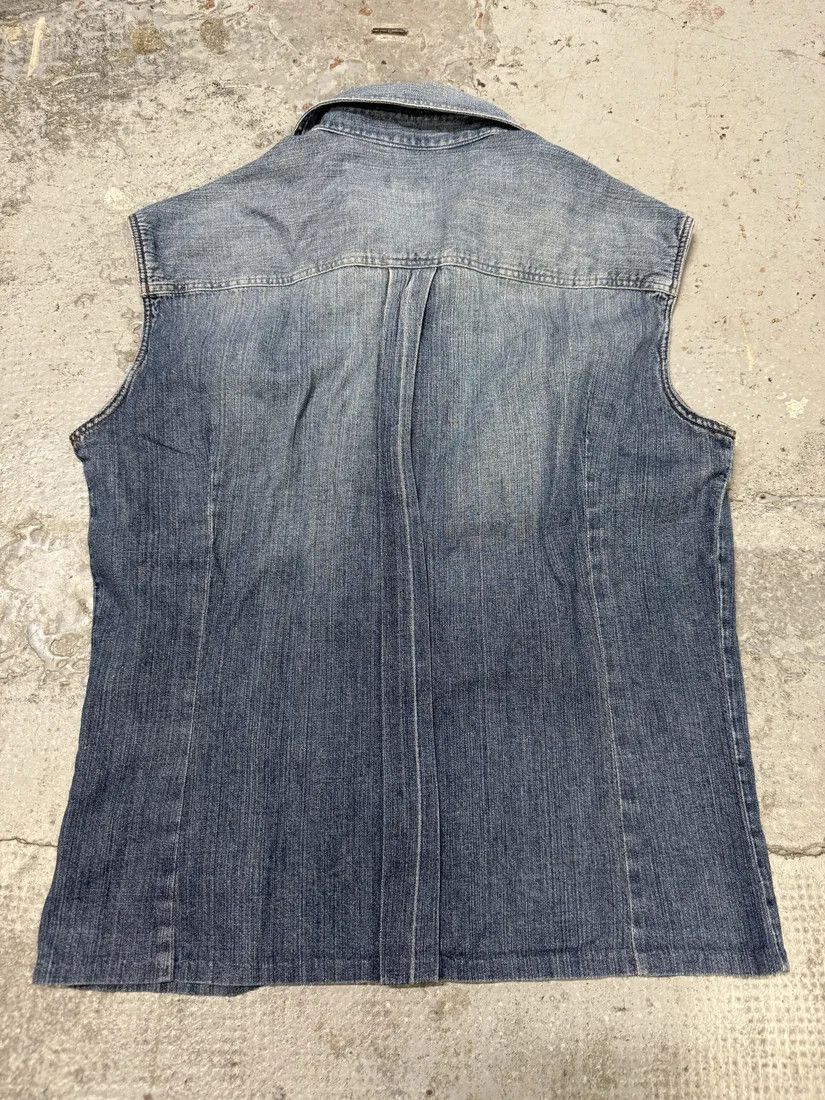 Designer × Dolce & Gabbana × Vintage 2000s Dolce & Gabbana Distressed Blue Denim Vest Size XS / US 0-2 / IT 36-38 - 2 Thumbnail