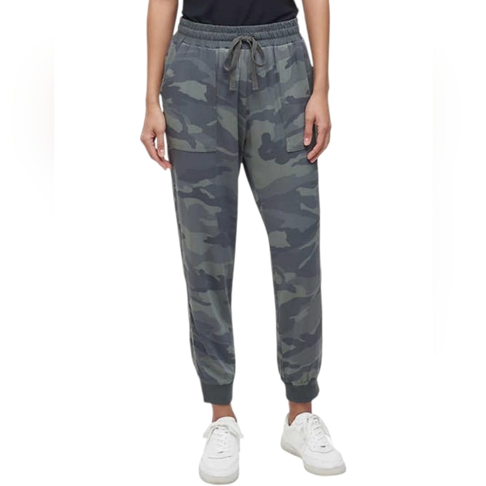 Splendid Splendid Camo Jogger Lounge Pants Medium Size 28" / US 6 / IT 42 - 1 Thumbnail