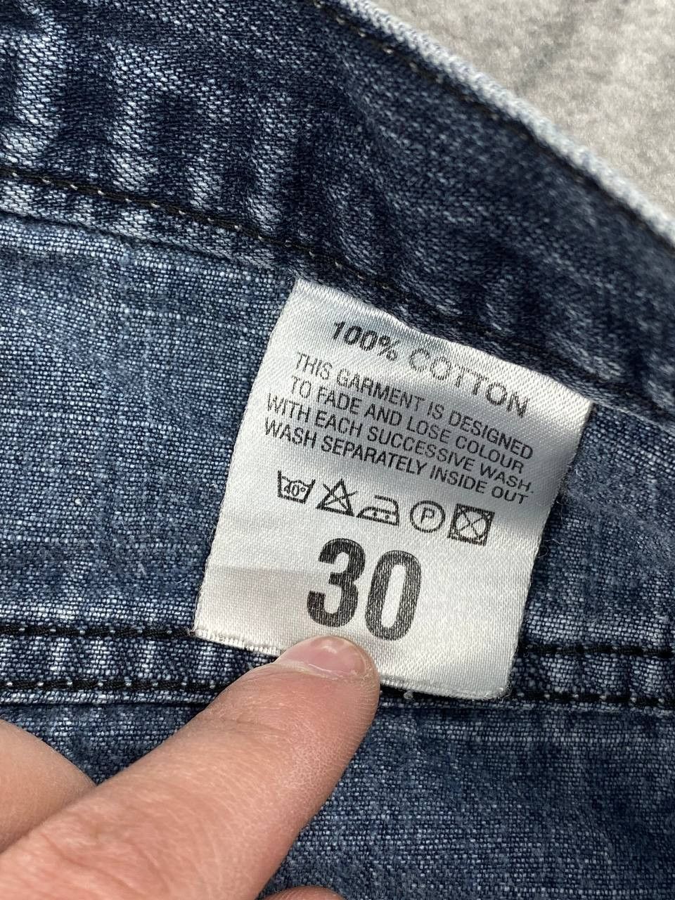 Dolce & Gabbana Dolce & Gabbana Denim Shorts Big Logo Size US 30 / EU 46 - 14 Thumbnail