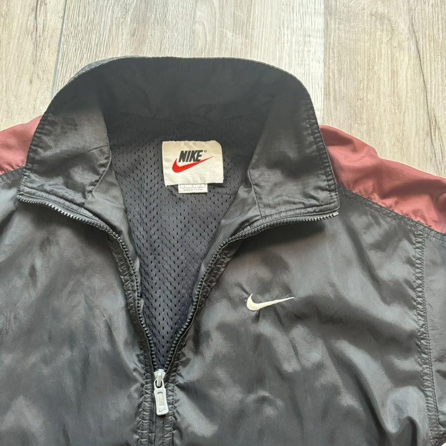 Nike NIKE • VINTAGE Nylon Jacket "Black" (L) Size US L / EU 52-54 / 3 - 7 Thumbnail