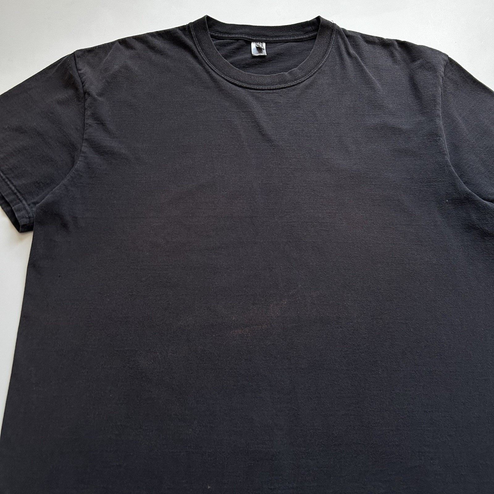 Vintage Vintage Sun Faded Blank Black T Shirt XXL Y2K Cotton Rare Size US XXL / EU 58 / 5 - 3 Thumbnail