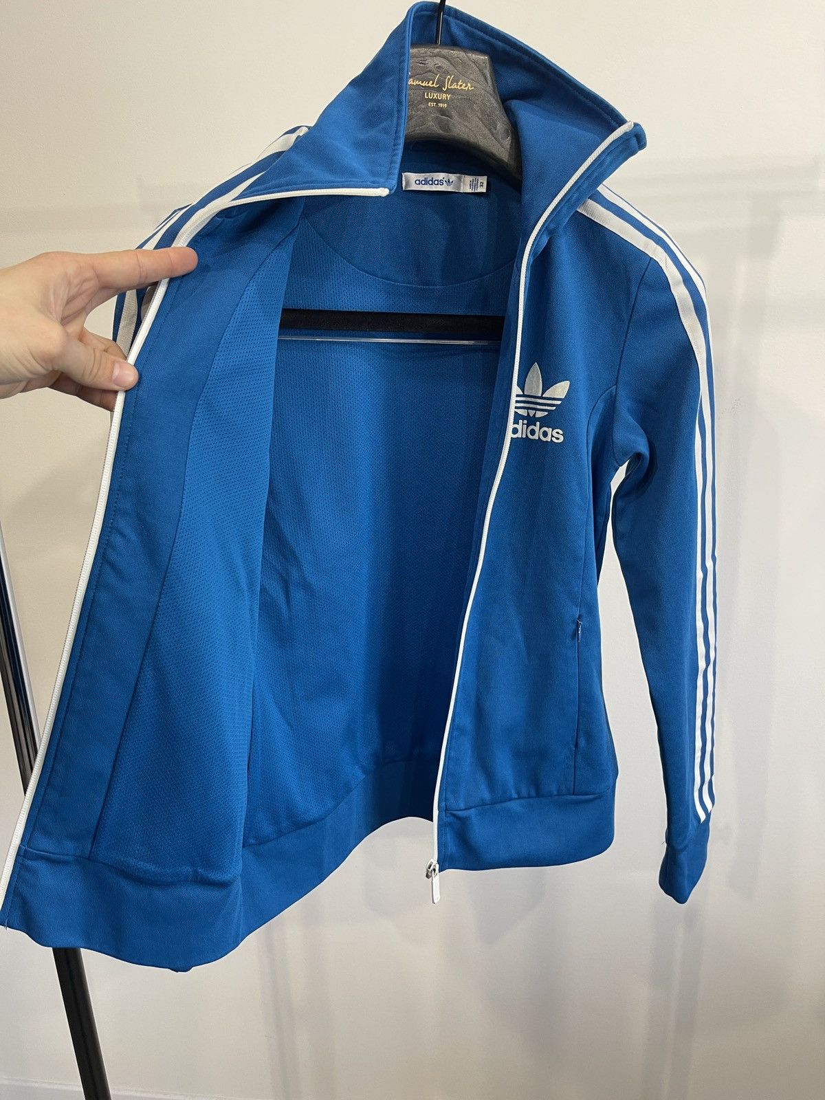 Vintage Vintage adidas woman track top jacket Size XXS / US 00 / IT 34 - 7 Thumbnail