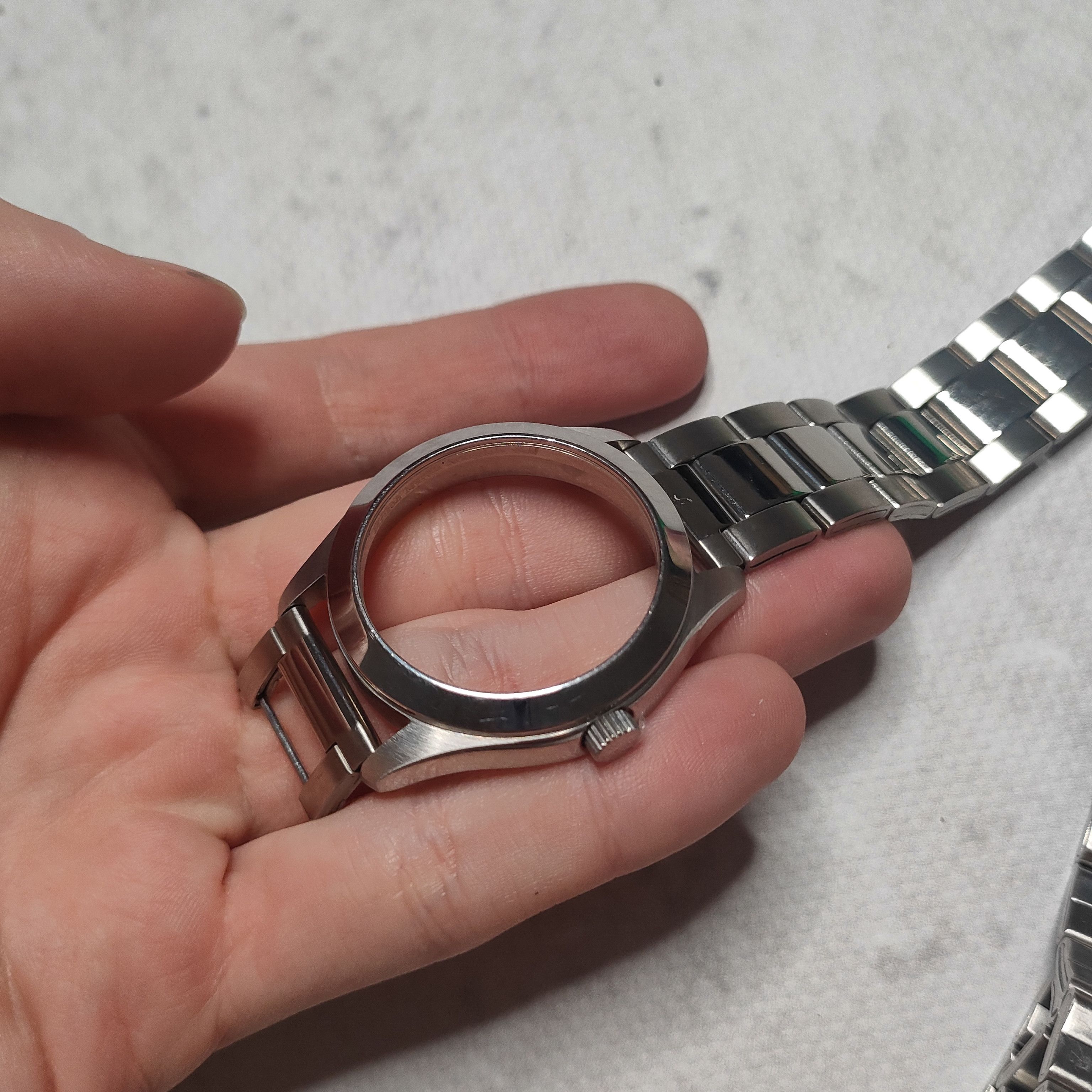 H&M × Maison Margiela Maison margiela x H&M faceless watch bracelet belt steel Size ONE SIZE - 5 Thumbnail