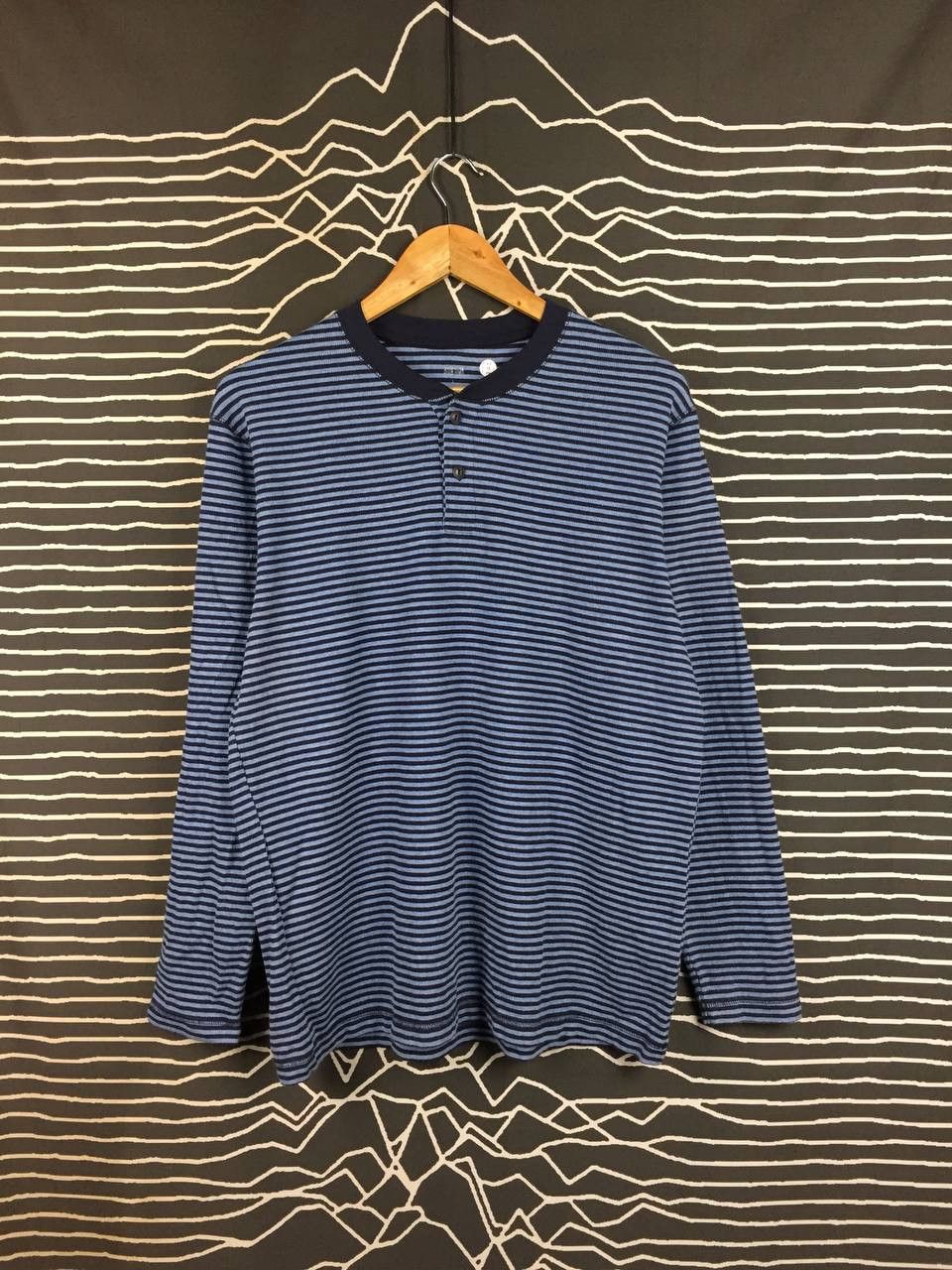 Uniqlo Uniqlo Cotton Stretch Striped Long Sleeve Henley Tee Size L Size US L / EU 52-54 / 3 - 2 Thumbnail