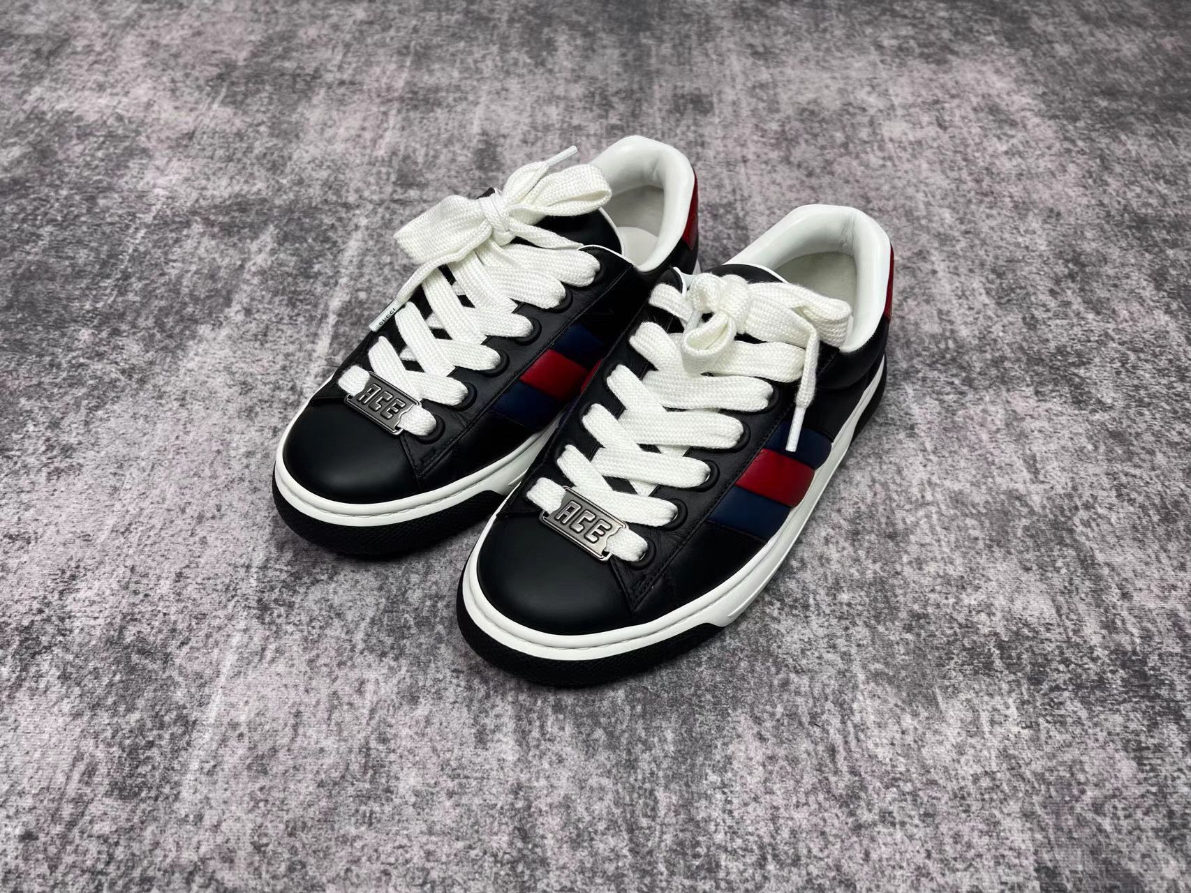 Gucci Gucci Red and Blue Sneakers K1 Size US 8.5 / EU 41-42 - 2 Thumbnail