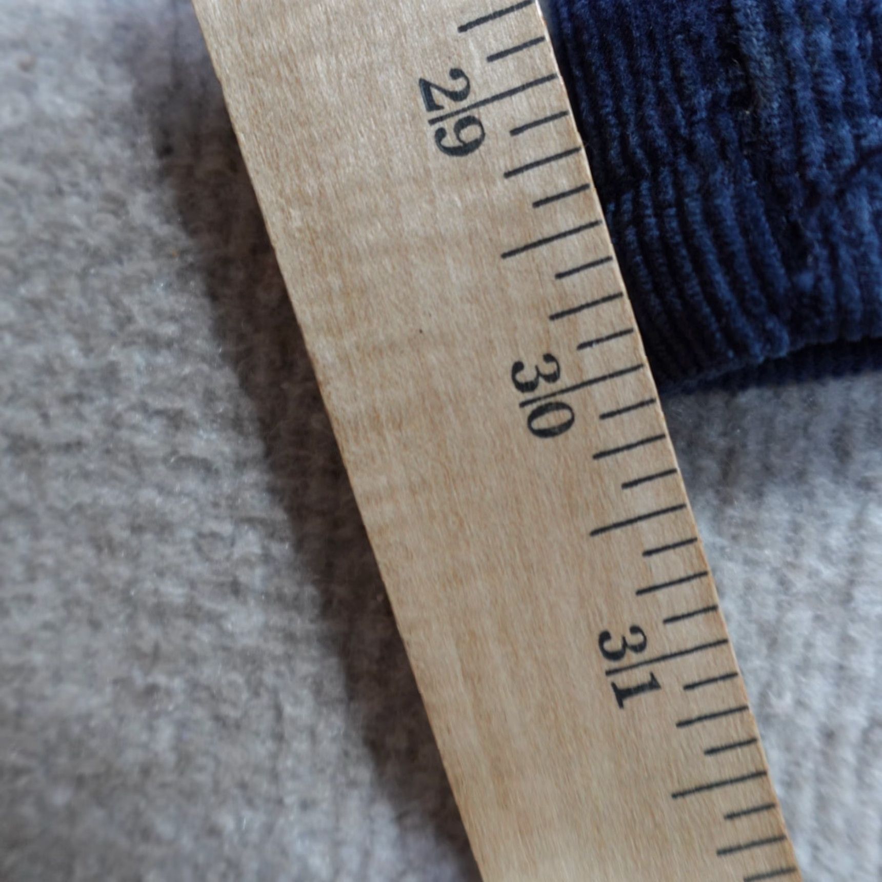 Vintage Spoke Pants 32 x 30 Blue Navy Corduroy Solid Cotton Elastane Made in Portugal Pants Men 32 Inseam 30 Regular Front Flat Chino Navy Blue Size US 32 / EU 48 - 3 Thumbnail