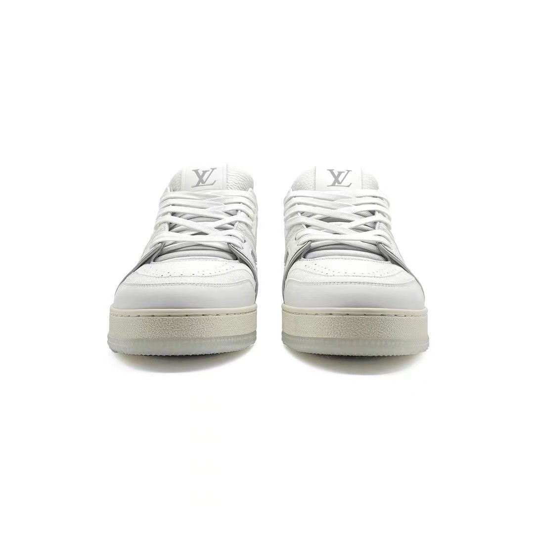 Louis Vuitton Trainer White Signature