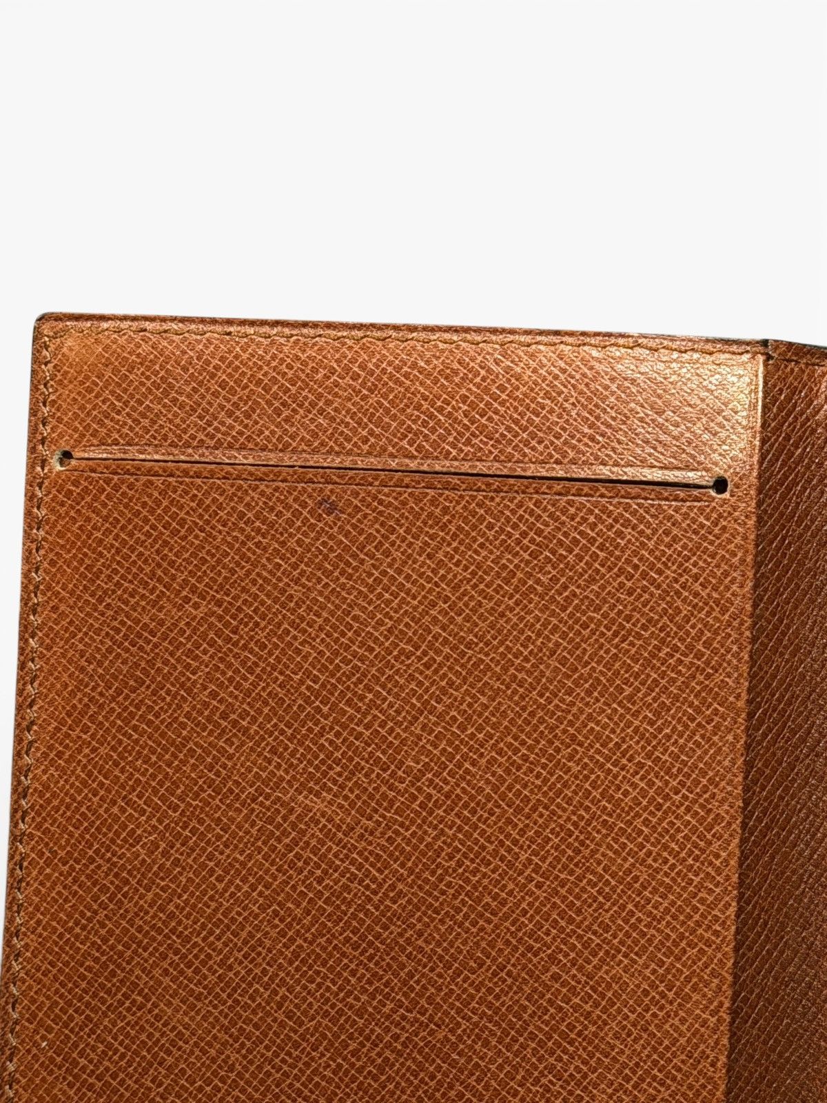 Louis Vuitton LOUIS VUITTON SLIM PASSPORT COVER Size ONE SIZE - 9 Thumbnail