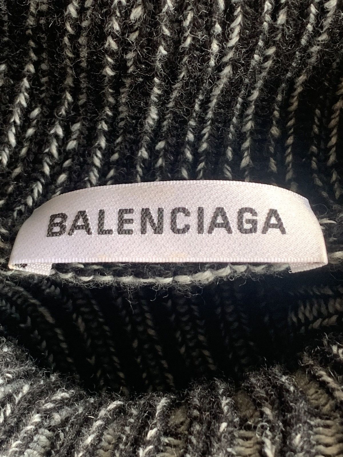 Balenciaga BALENCIAGA TRIPLE LAYER TURTLENECK SWEATER Size XS / US 0-2 / IT 36-38 - 13 Thumbnail