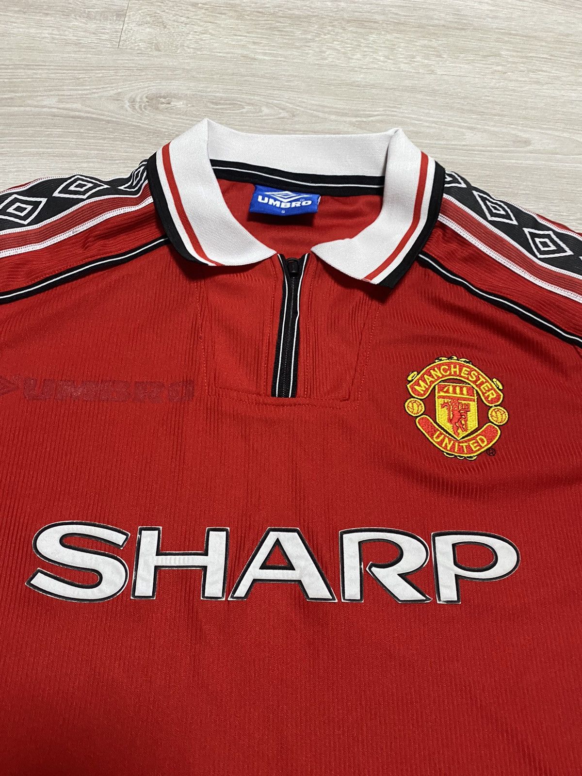 Umbro Vintage 1998 Manchester United Football Club Umbro Jersey Size US S / EU 44-46 / 1 - 4 Thumbnail