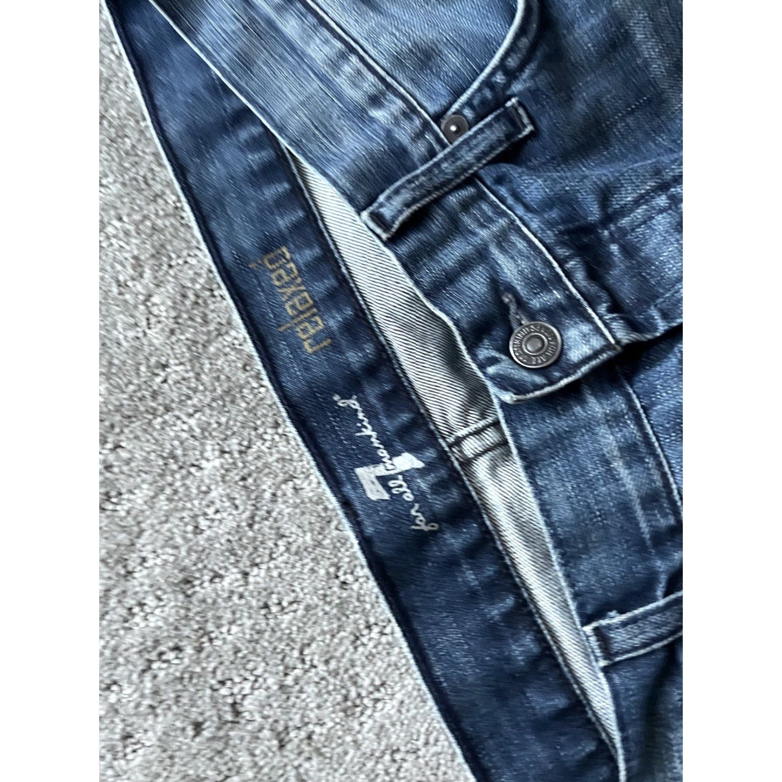 7 For All Mankind 7 FOR ALL MANKIND Jeans Relaxed Men Mid Rise Blue 36 Denim 5-Pocket Zipper Button Inseam 31 Socket Cut Off Hemmed Vintage No Size US 36 / EU 52 - 6 Thumbnail
