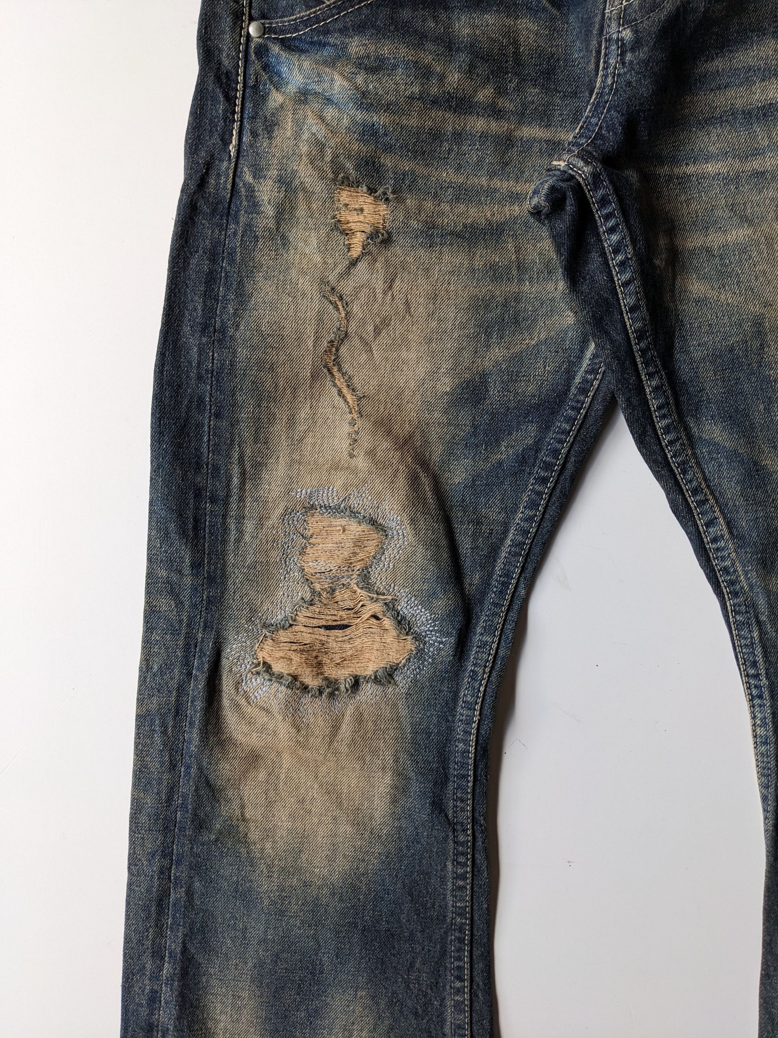 If Six Was Nine × Le Grande Bleu (L.G.B.) Varosh mud wash ripped flare jeans Size US 32 / EU 48 - 7 Thumbnail