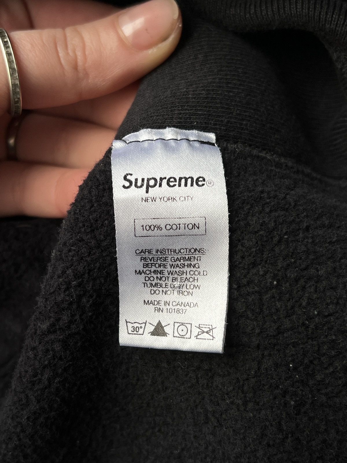 Supreme Supreme washed Classic Black Hoodie Sweatshirt centr logo Size US M / EU 48-50 / 2 - 13 Thumbnail