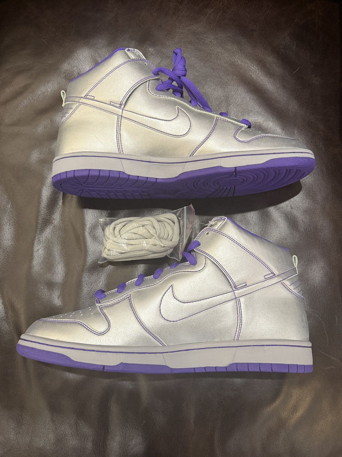 Nike Nike SB Dunk High Dinosaur Jr 2007 - 13M - New DS 313171-003 Size US 13 / EU 46 - 3 Thumbnail
