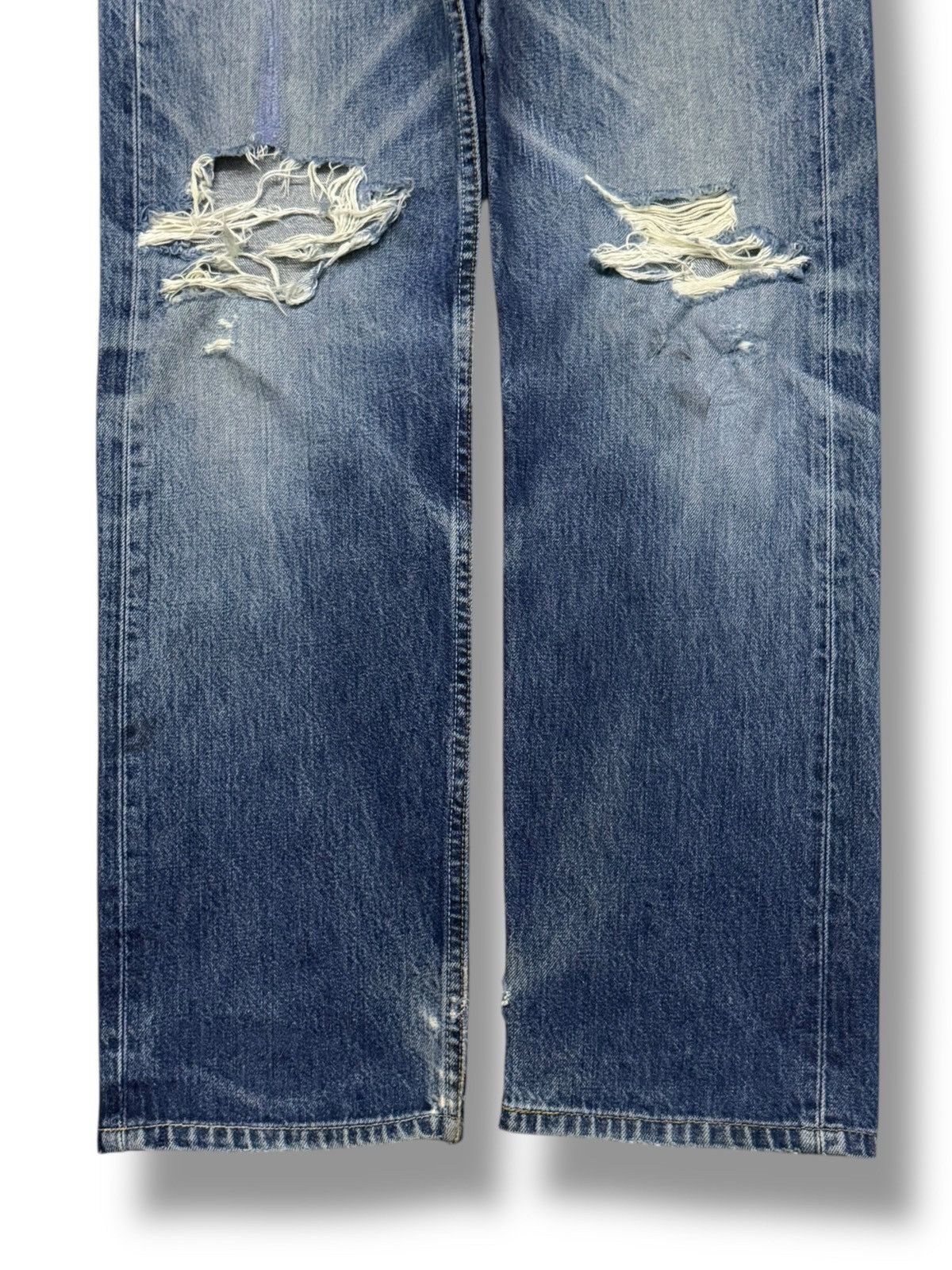 Levi's Vintage 90s Levi’s 501 Made in USA Distressed Denim Jeans 31 Size US 31 - 7 Thumbnail