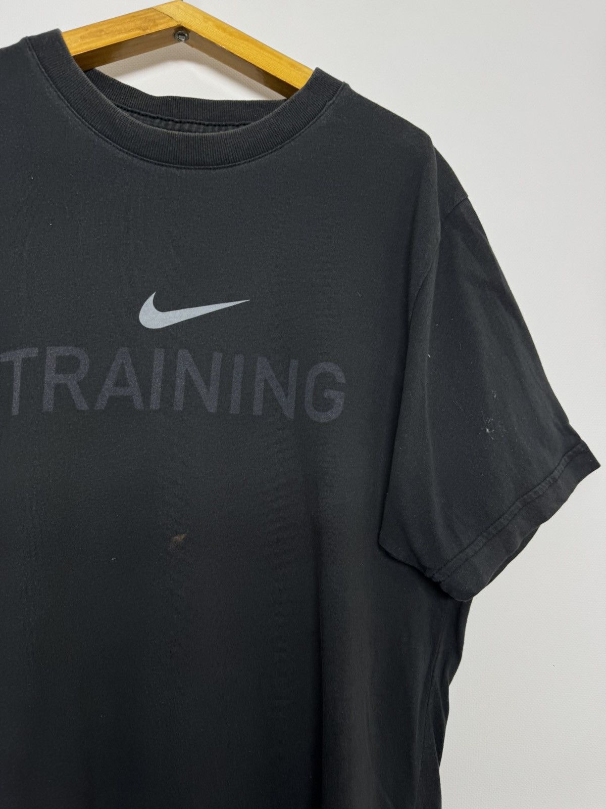 Nike Vintage Nike Y2k t shirt swoosh logo 00’s Size US S / EU 44-46 / 1 - 8 Thumbnail