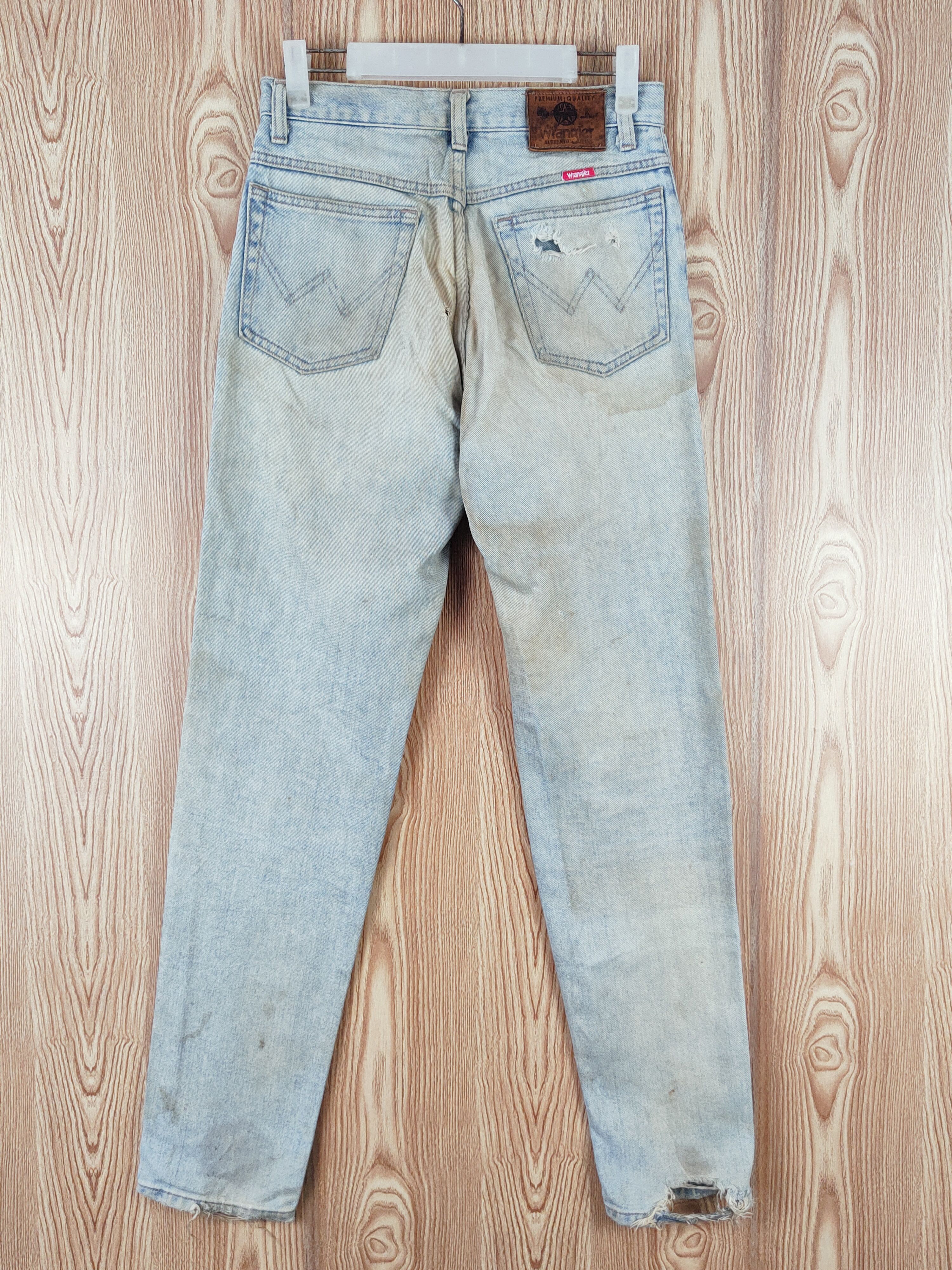 Vintage Wrangler vintage Blue Faded Distressed Ripped Jeans #S2773 Size US 28 / EU 44 - 7 Thumbnail