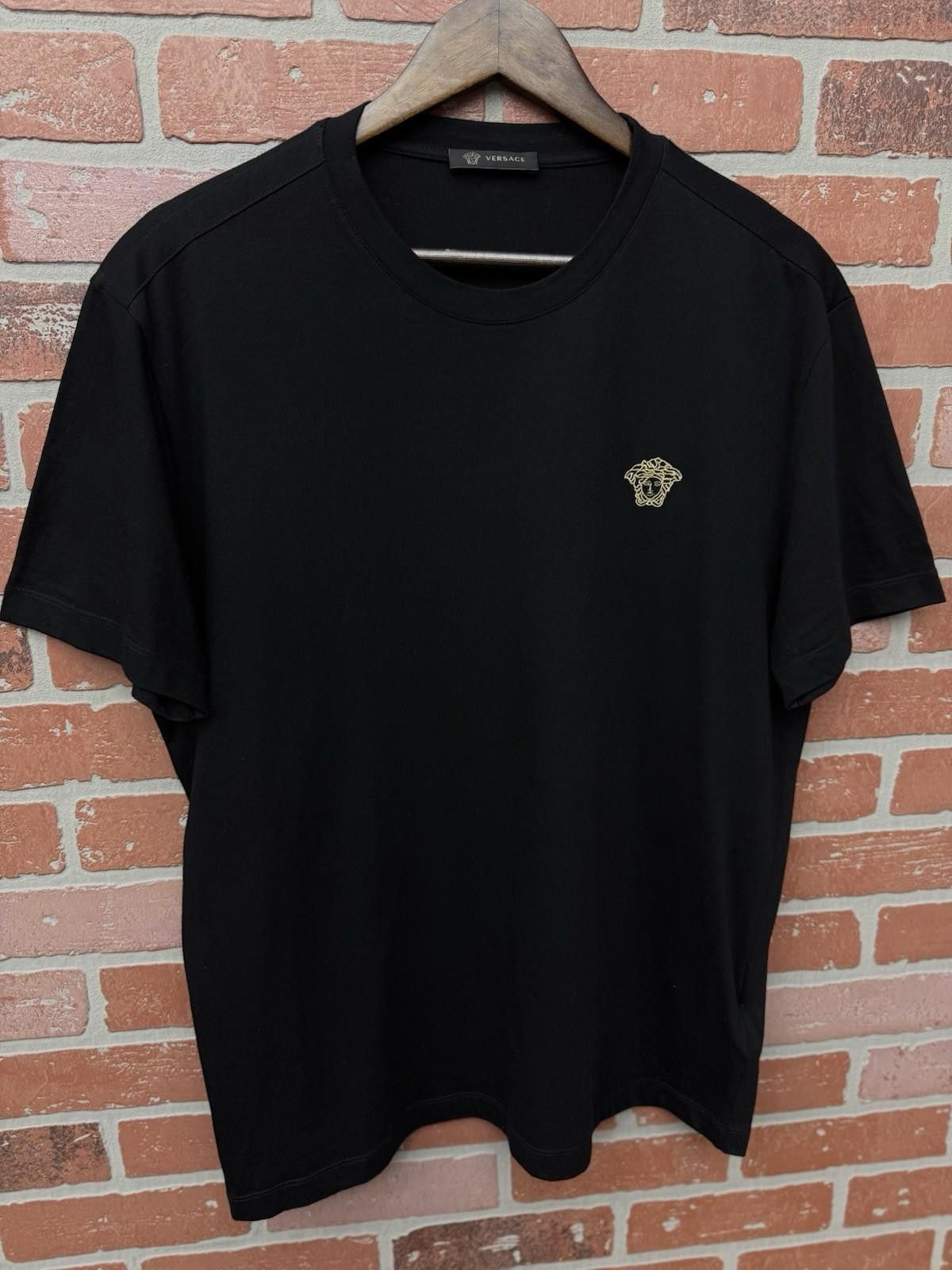 Versace Versace Black T-Shirt Men’s Size Small | Gold Logo Tee | Size US S / EU 44-46 / 1 - 1 Thumbnail