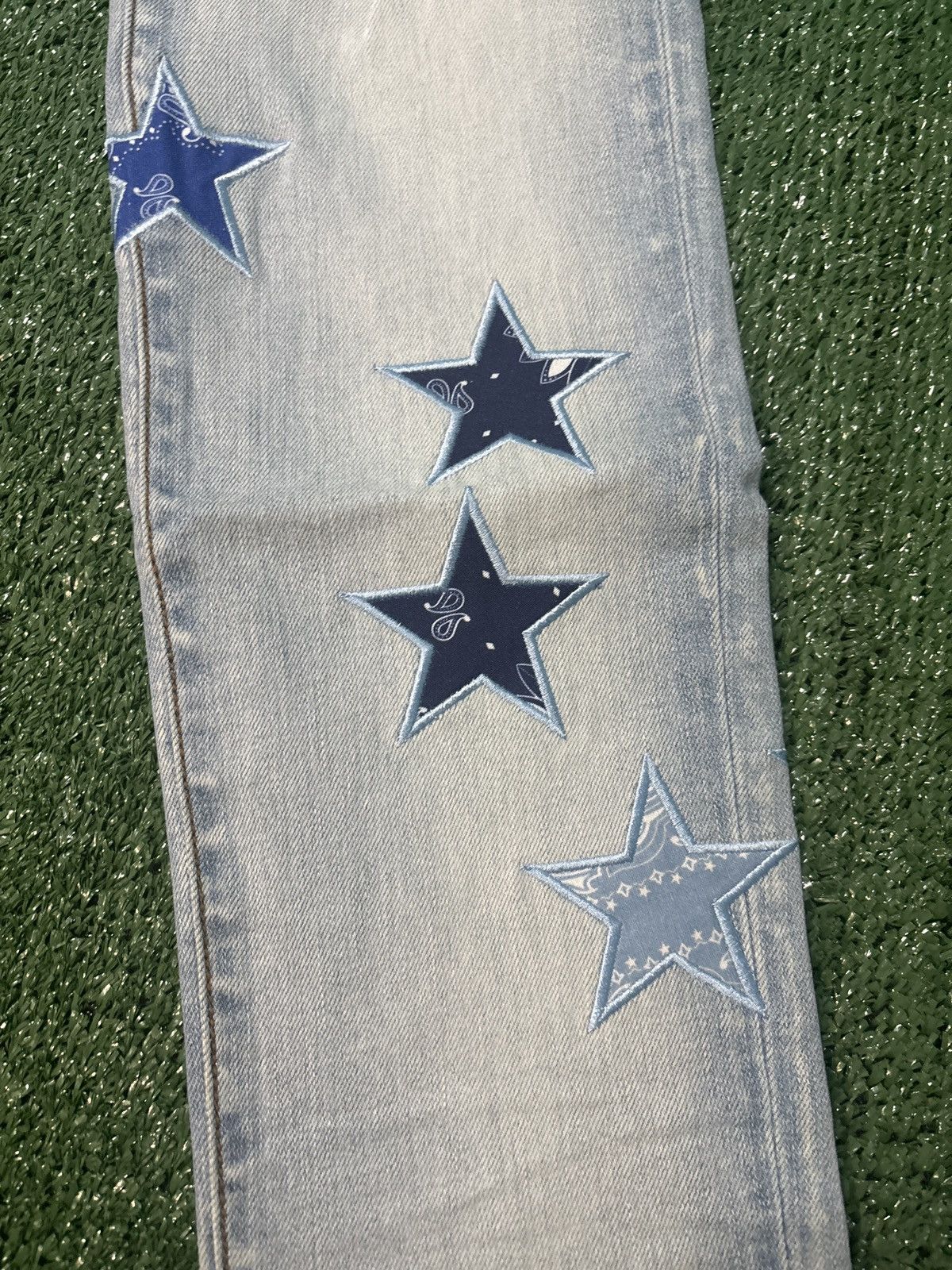 Amiri Amiri Bandana Star Jean Light Indigo Size US 34 / EU 50 - 2 Thumbnail