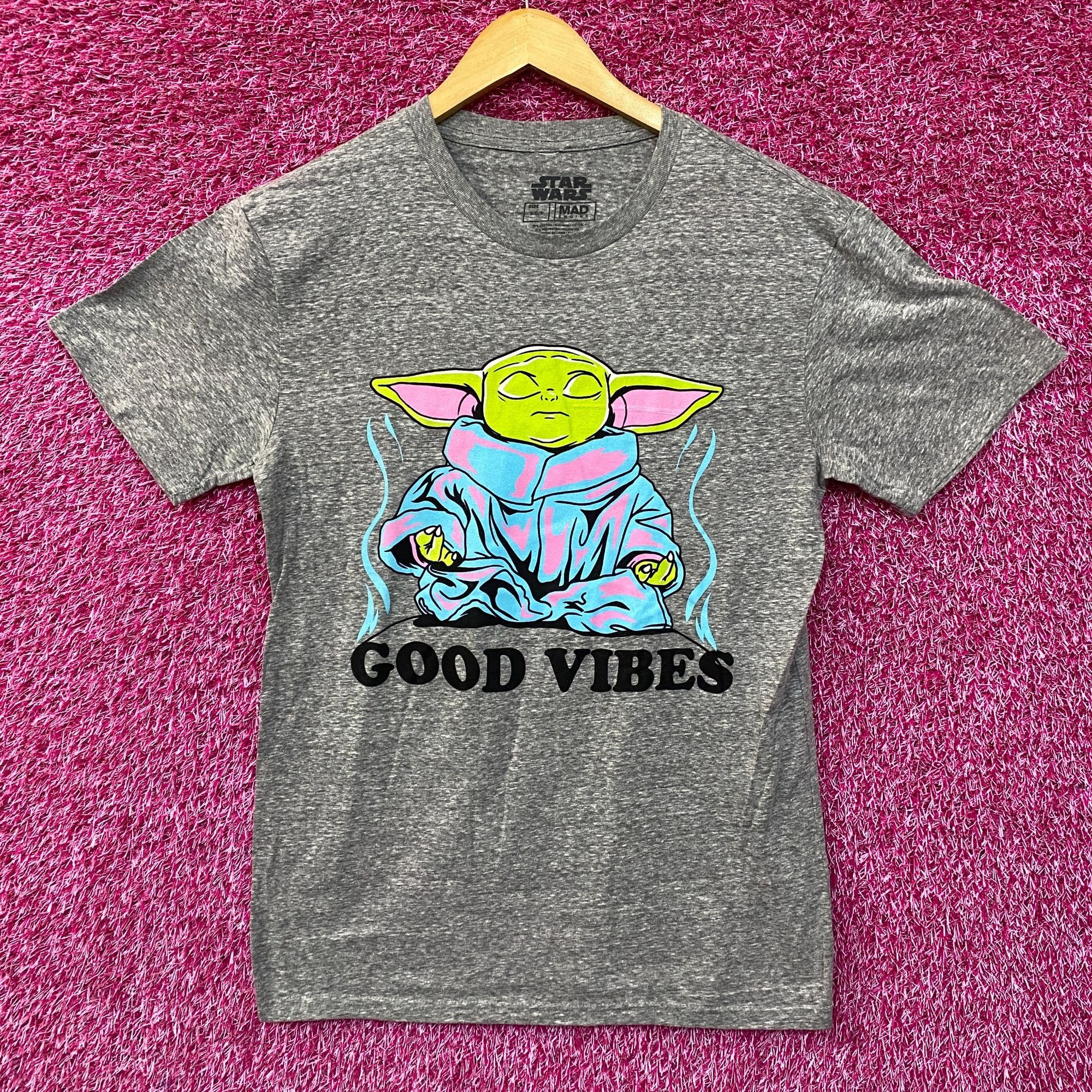 Star Wars Star Wars The Mandalorian Grogu Good Vibes Graphic T-Shirt S Size US S / EU 44-46 / 1 - 1 Thumbnail
