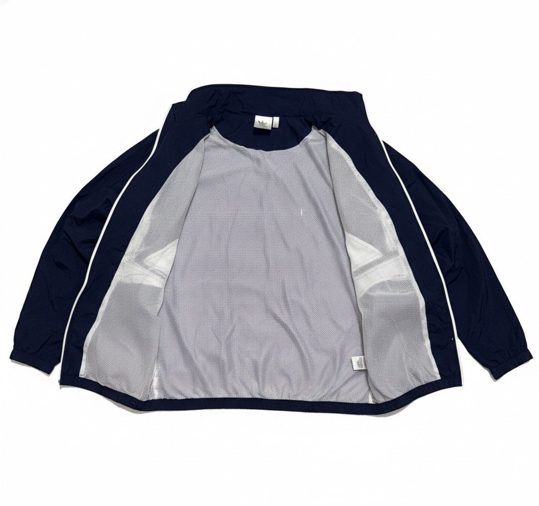 Adidas vintage Adidas Originals Big Trefoil Windbreaker Size US L / EU 52-54 / 3 - 4 Thumbnail