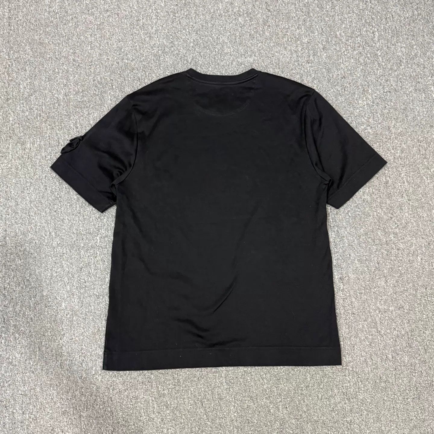 Fendi Fendi Black Arm Bag Short Sleeve L Size L / US 10 / IT 46 - 2 Thumbnail