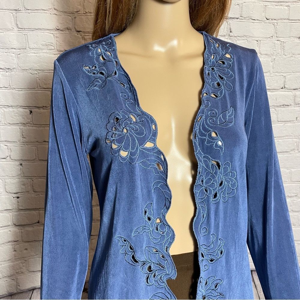 Chicos Chico's Travelers Blue Liquid Knit Embroidered Open Front C Size S / US 4 / IT 40 - 3 Thumbnail