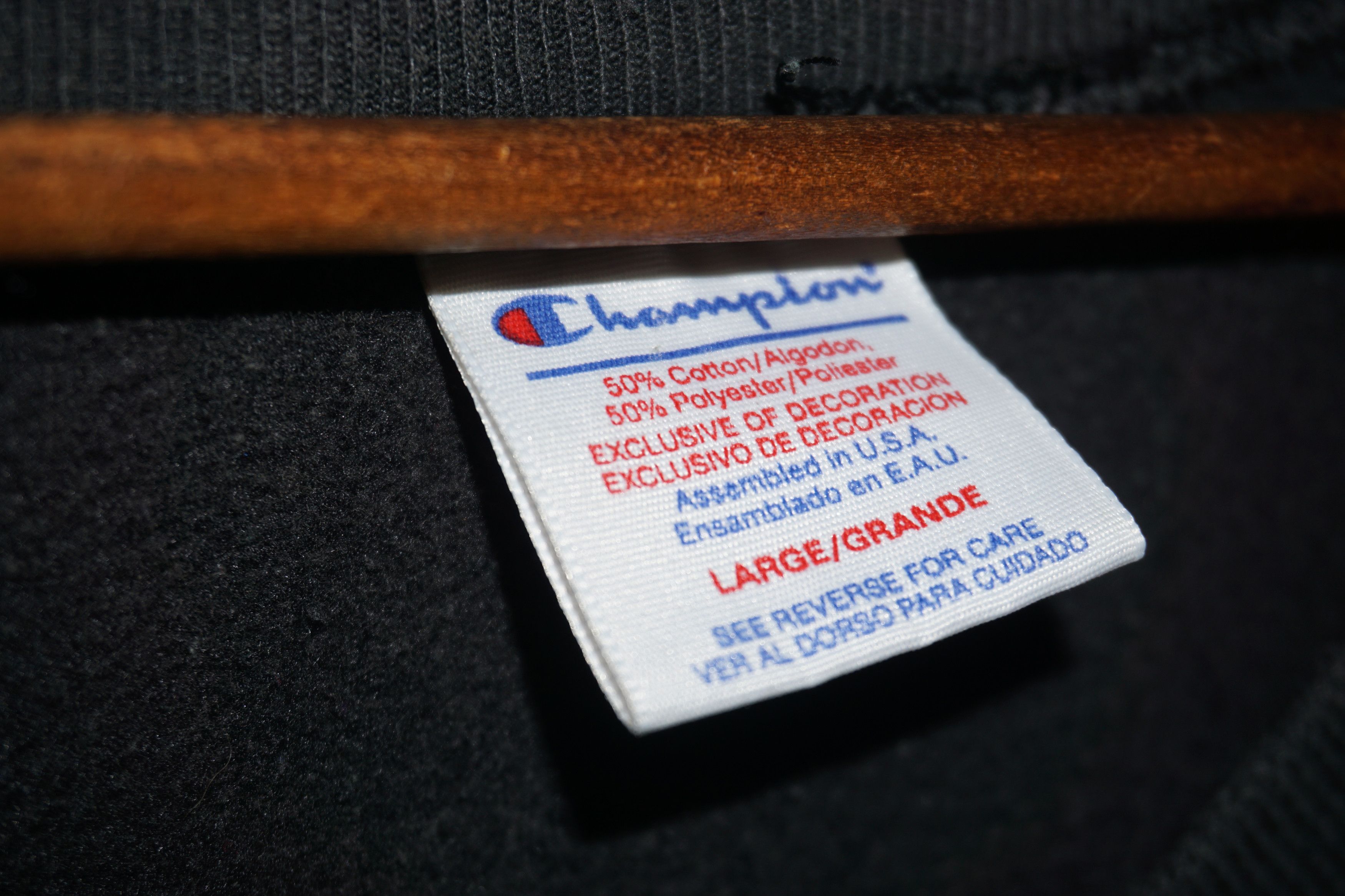 Champion Champion V-Neck Light Weight Sweatshirt Size US L / EU 52-54 / 3 - 3 Thumbnail
