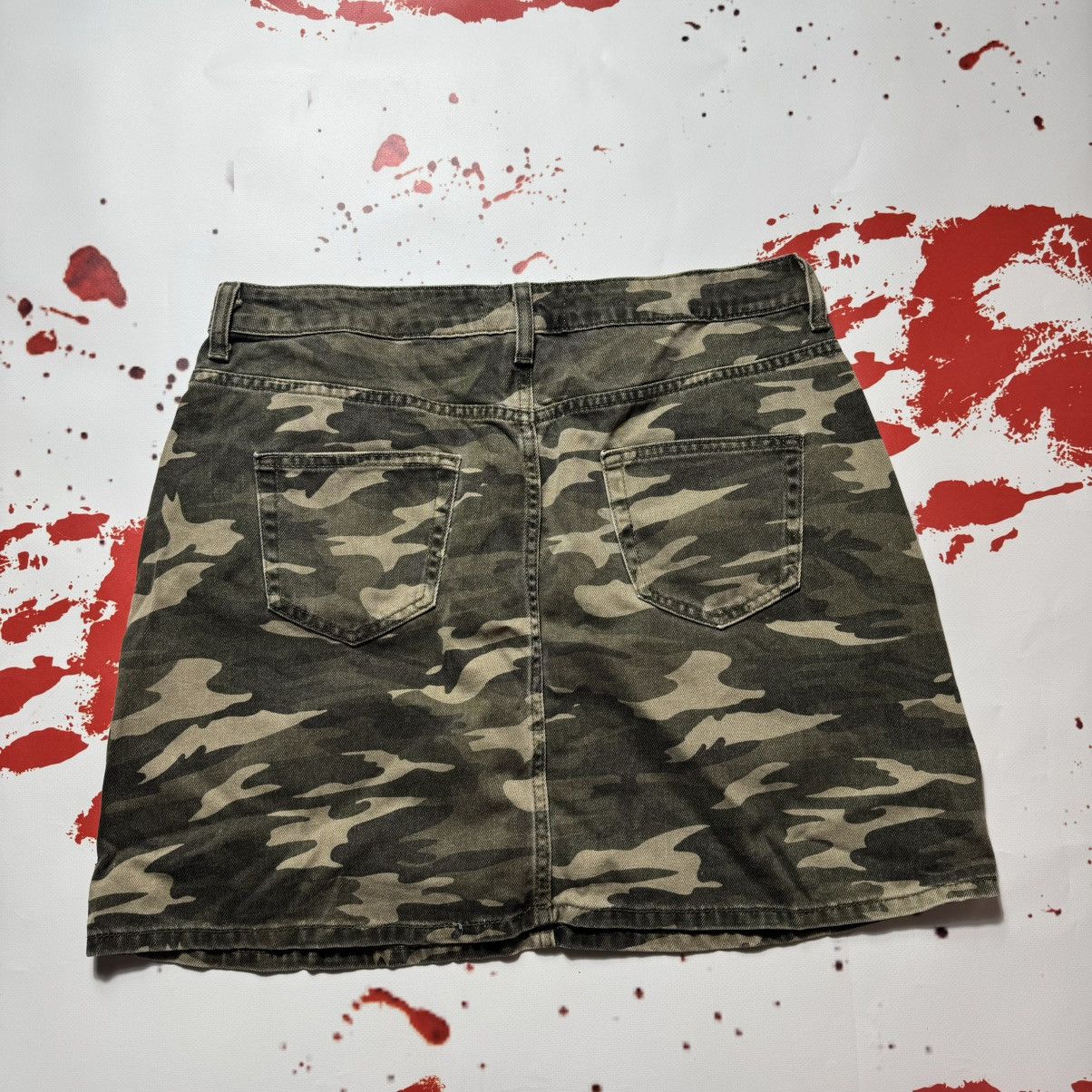 If Six Was Nine vintage camo skirt sexy usa balenciaga style playboy carti Size 32" / US 10 / IT 46 - 3 Thumbnail