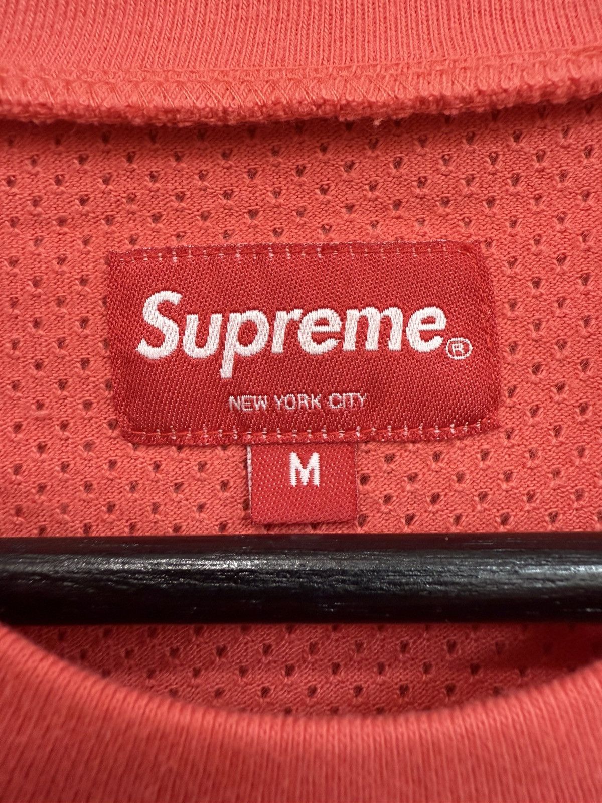 Supreme Supreme Cotton Mesh Gradient Logo T-Shirt Size US M / EU 48-50 / 2 - 7 Thumbnail