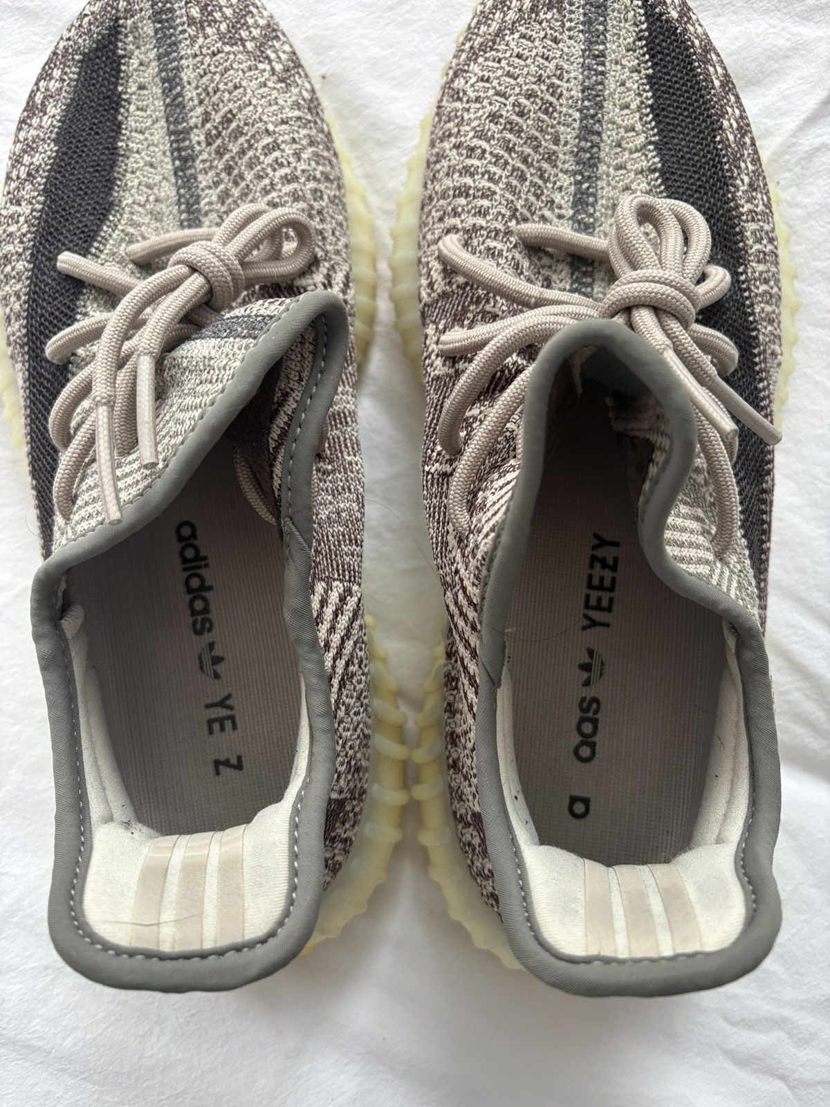 Yeezy Yeezy boost 350 V2 Zion Size US 8 / EU 41 - 8 Thumbnail
