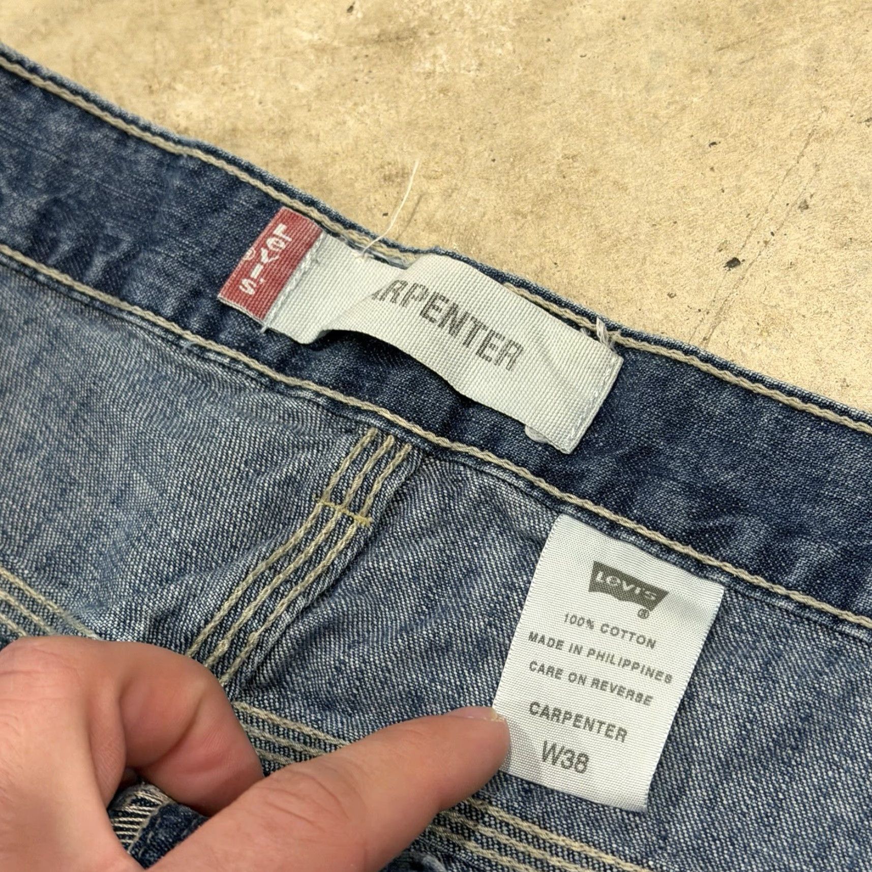 Levi's VINTAGE Levis Carpenter Denim Shorts Mens W38 Blue Dark Wash Y2K Jort Skater Size US 38 / EU 54 - 3 Thumbnail