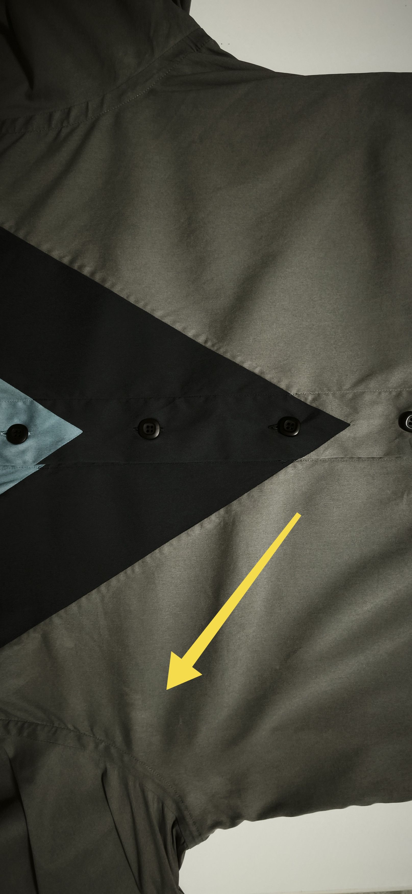 Prada FW2011 - Gray shirt with black and light blue details Size US M / EU 48-50 / 2 - 13 Thumbnail