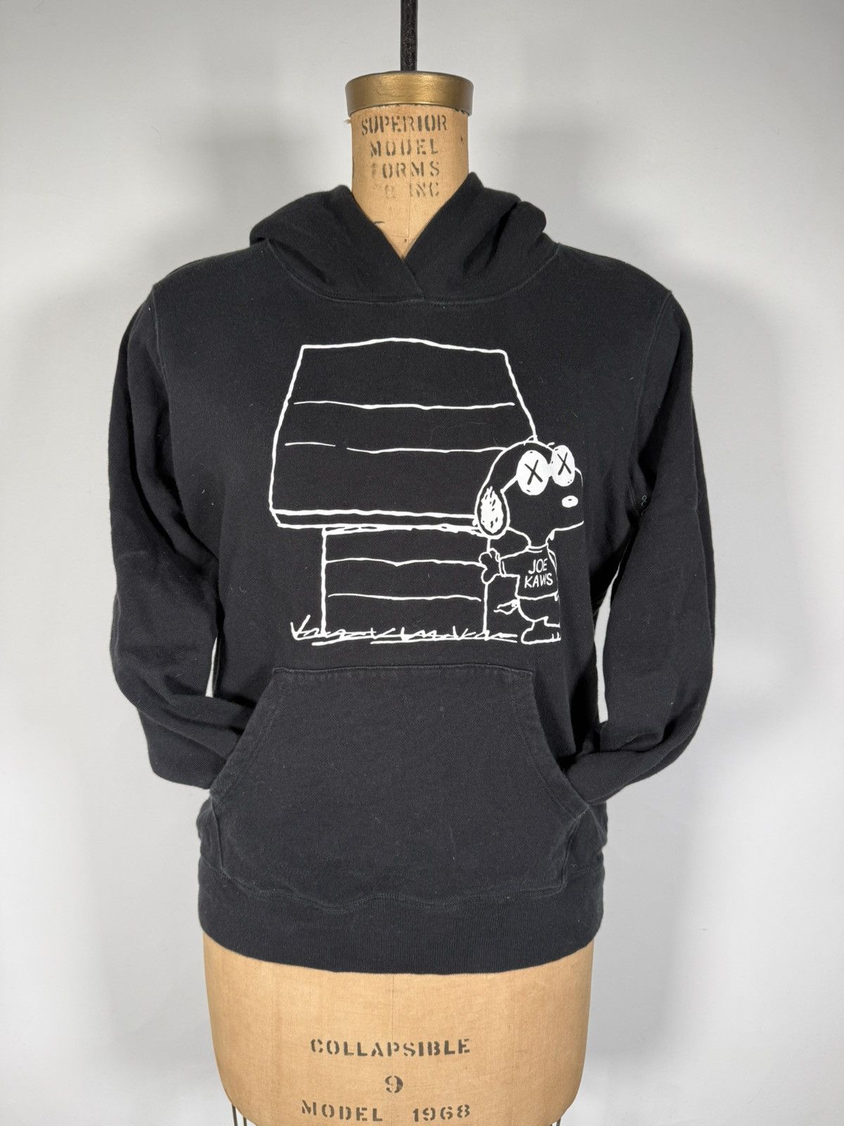 Kaws × Peanuts × Uniqlo Rare Uniqlo x Kaws x Peanuts Snoopy Joe Cool Hoodie Size S / US 4 / IT 40 - 1 Thumbnail