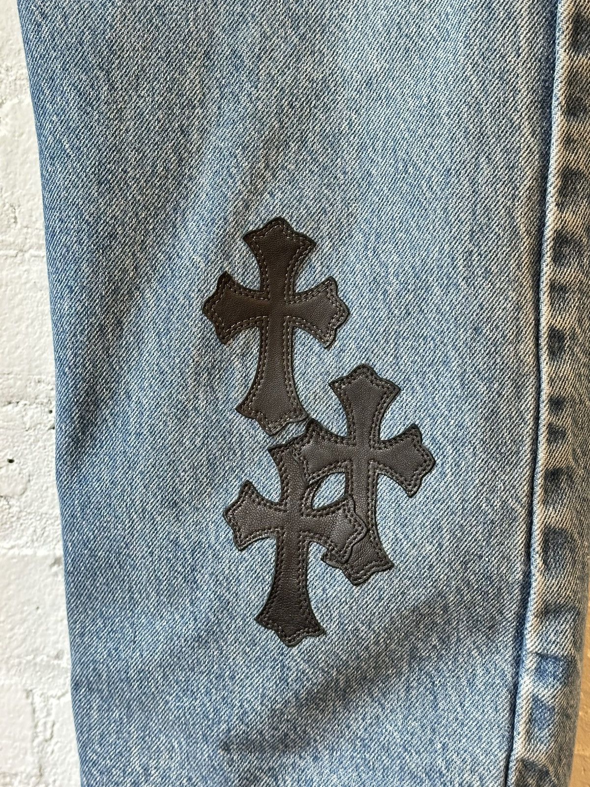 Chrome Hearts CHROME HEARTS LEVI 501 CROSS PATCH JEANS Size US 33 - 3 Thumbnail
