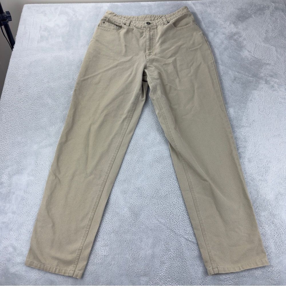 Patagonia Patagonia Women's Size 31x30 Classic Straight Leg Beige Pan Size 31" - 3 Thumbnail