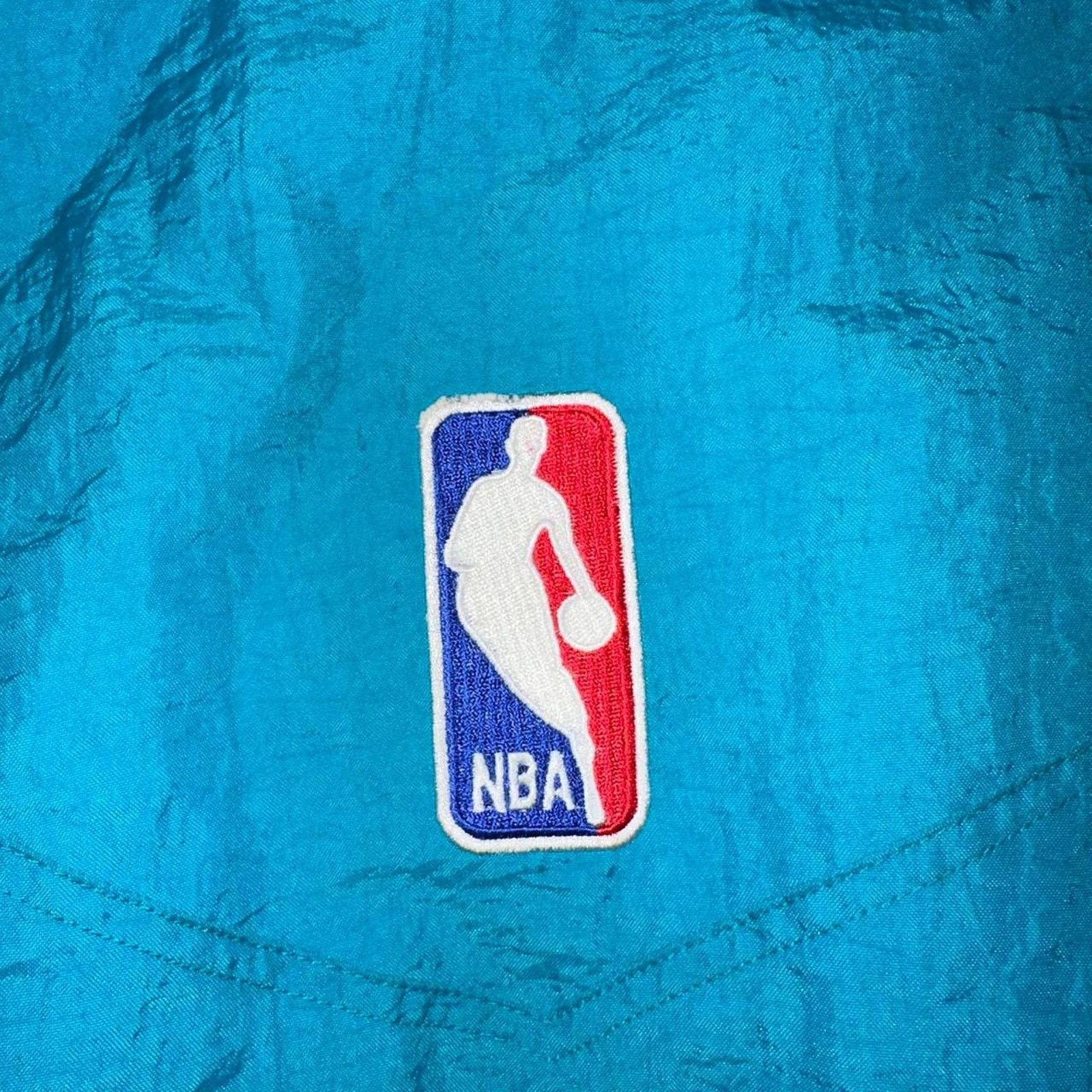NBA × Starter Vintage 90s Starter Charlotte Hornets Full Zip Jacket NBA XL Size US XL / EU 56 / 4 - 8 Thumbnail