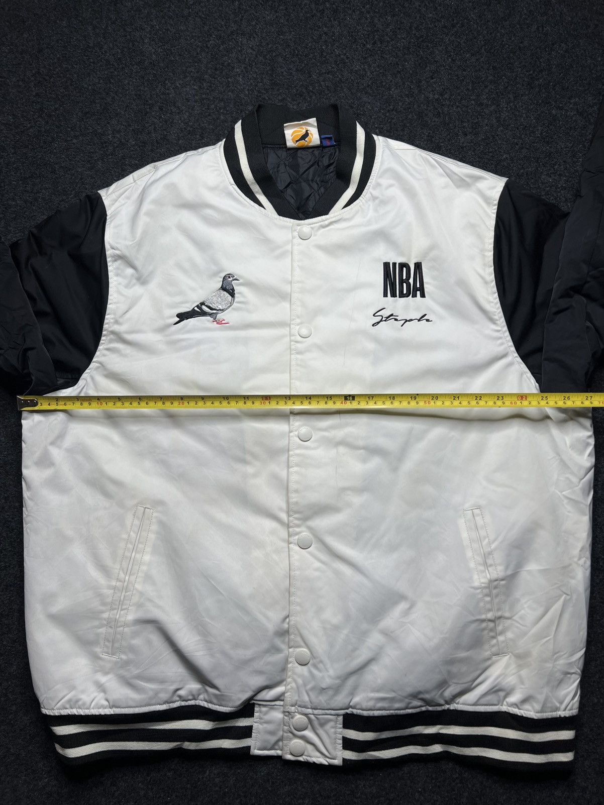 NBA VTG NBA X STAPLES ALL TEAMS FULL VERSITY BOMBER JACKET 2XL Size US XL / EU 56 / 4 - 21 Thumbnail