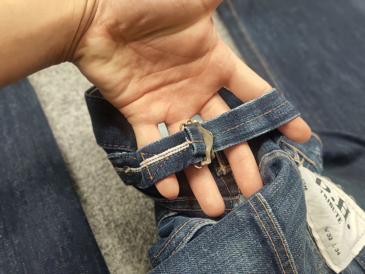 Japanese Brand Vintage D.H. Tribute Japanese Selvedge Faded Denim Jeans Size US 32 / EU 48 - 14 Thumbnail