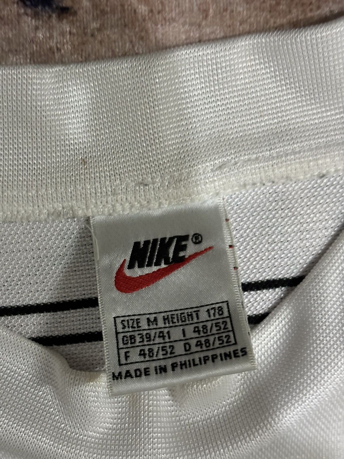 Nike Nike stripe white Size US L / EU 52-54 / 3 - 4 Thumbnail