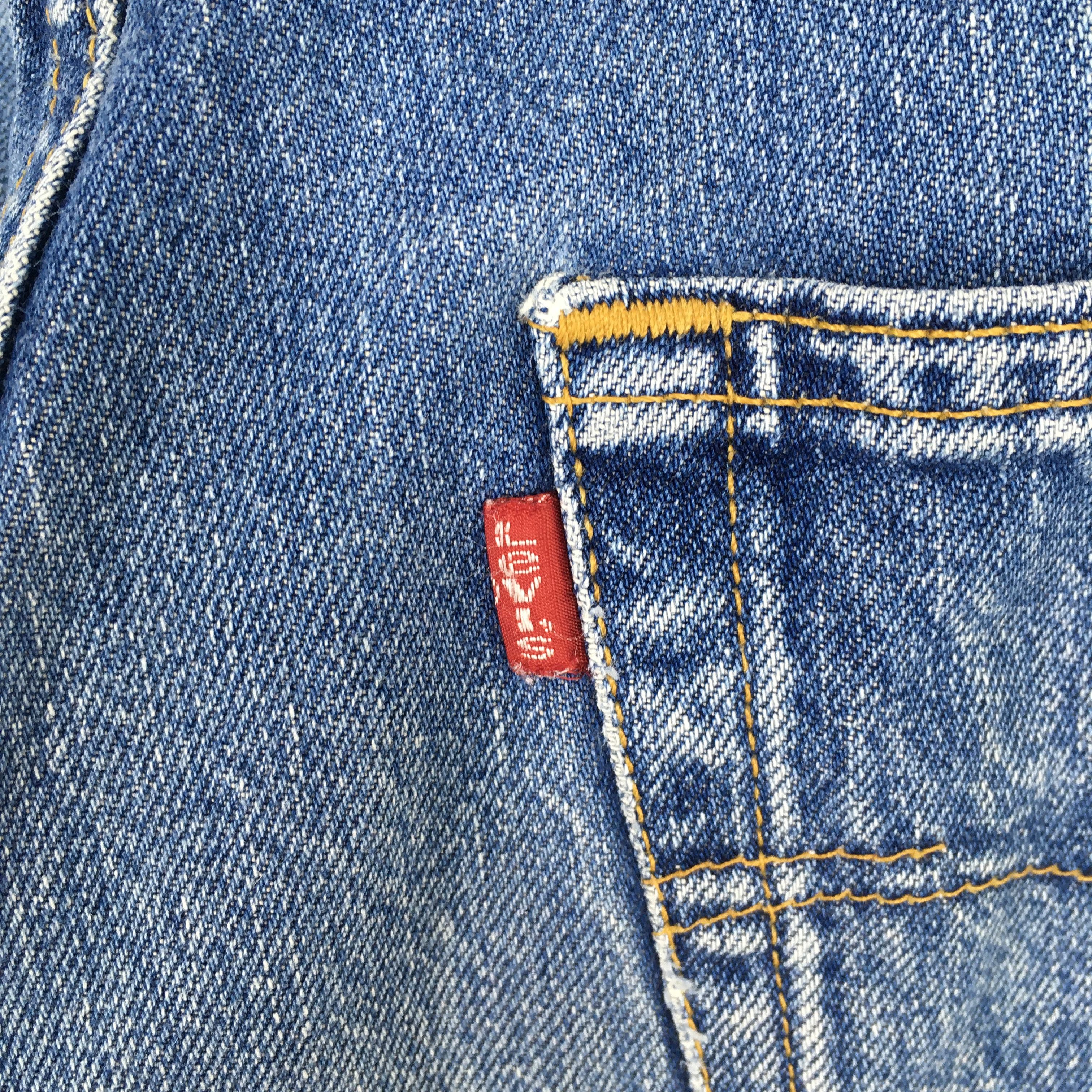 Levi's Size 31x30 Vintage 90s Levi's 501 Faded Blue Jeans S179 Size US 31 - 13 Thumbnail