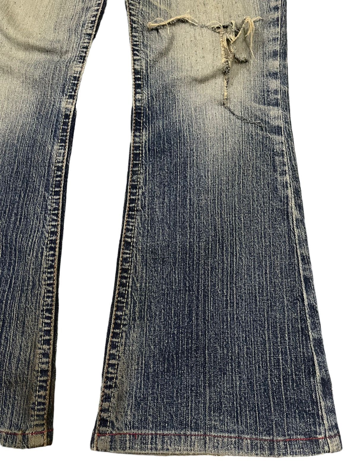 If Six Was Nine Vintage Japanese Brand Blue Wash Distress Style Flare Jeans Size US 30 / EU 46 - 6 Thumbnail