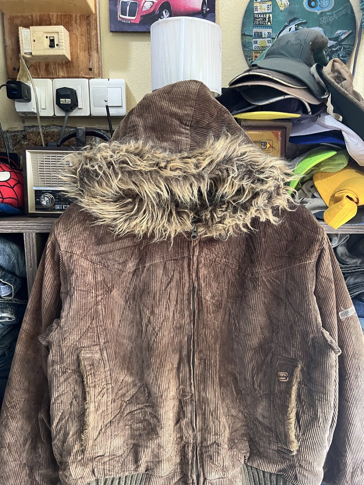 Billabong 🔥Billabong Faux Fur Corduroy Zipper Jacket Hoodie Size US M / EU 48-50 / 2 - 4 Thumbnail