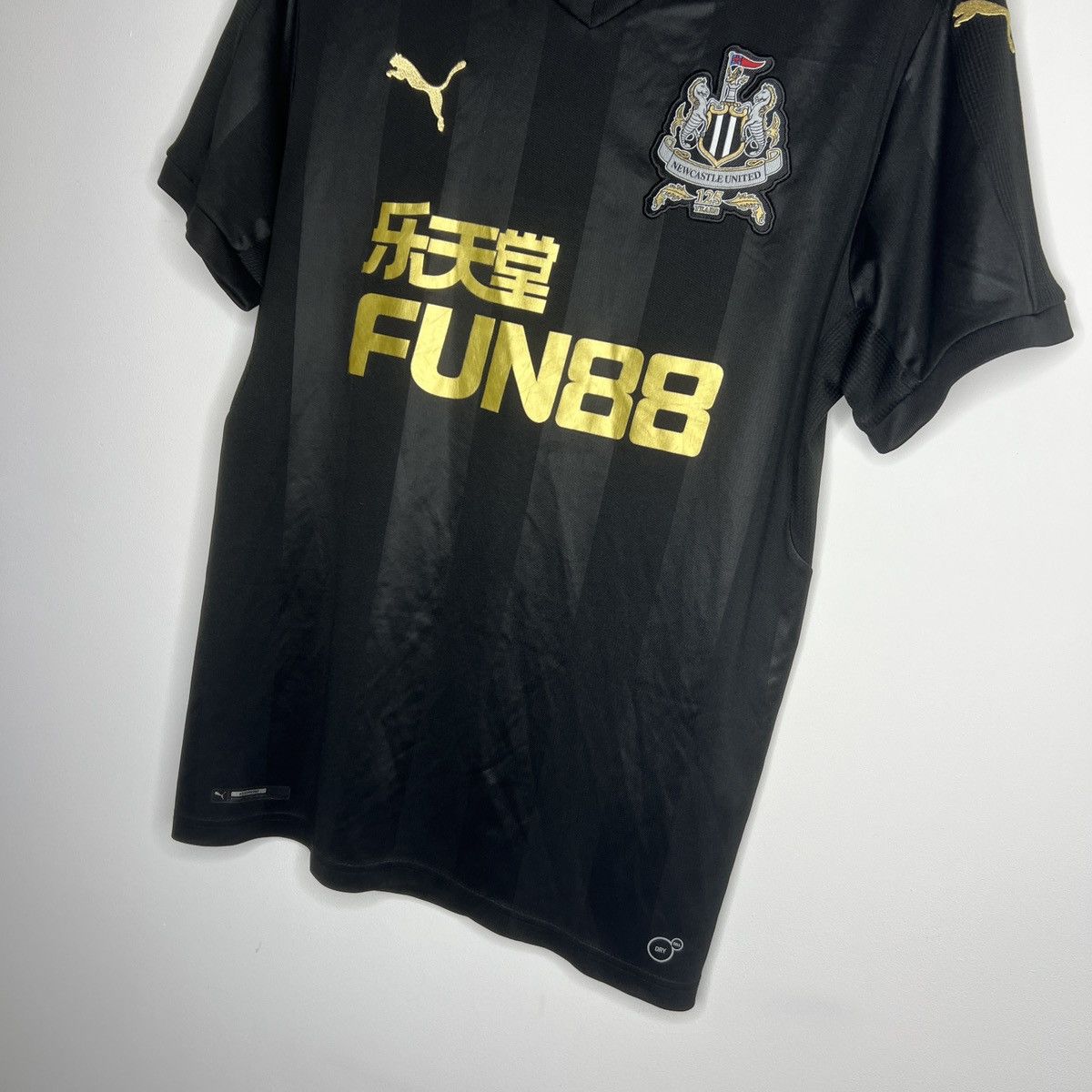 Puma × Vintage Puma Newcastle United Home Soccer Jersey Tshirt Tee Black Size US M / EU 48-50 / 2 - 2 Thumbnail