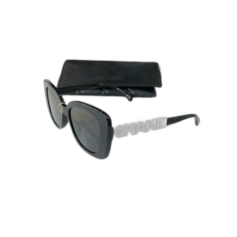 Chanel CHANEL Logo Sunglasses with Rhinestones Size ONE SIZE - 1 Thumbnail