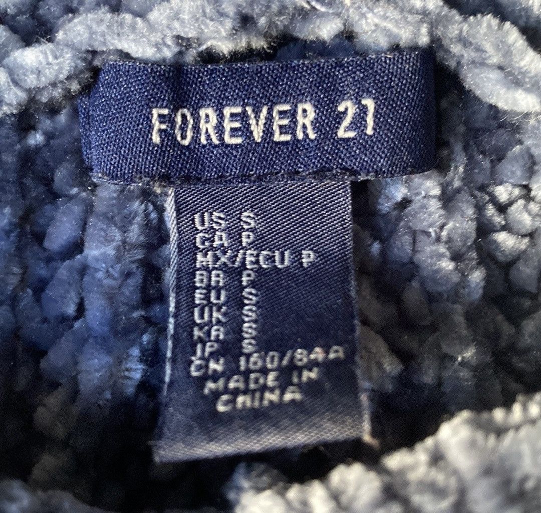 Forever 21 F21, Muted Blue, Chenille, Cropped, Oversized Hooded Sweater Size S / US 4 / IT 40 - 7 Thumbnail