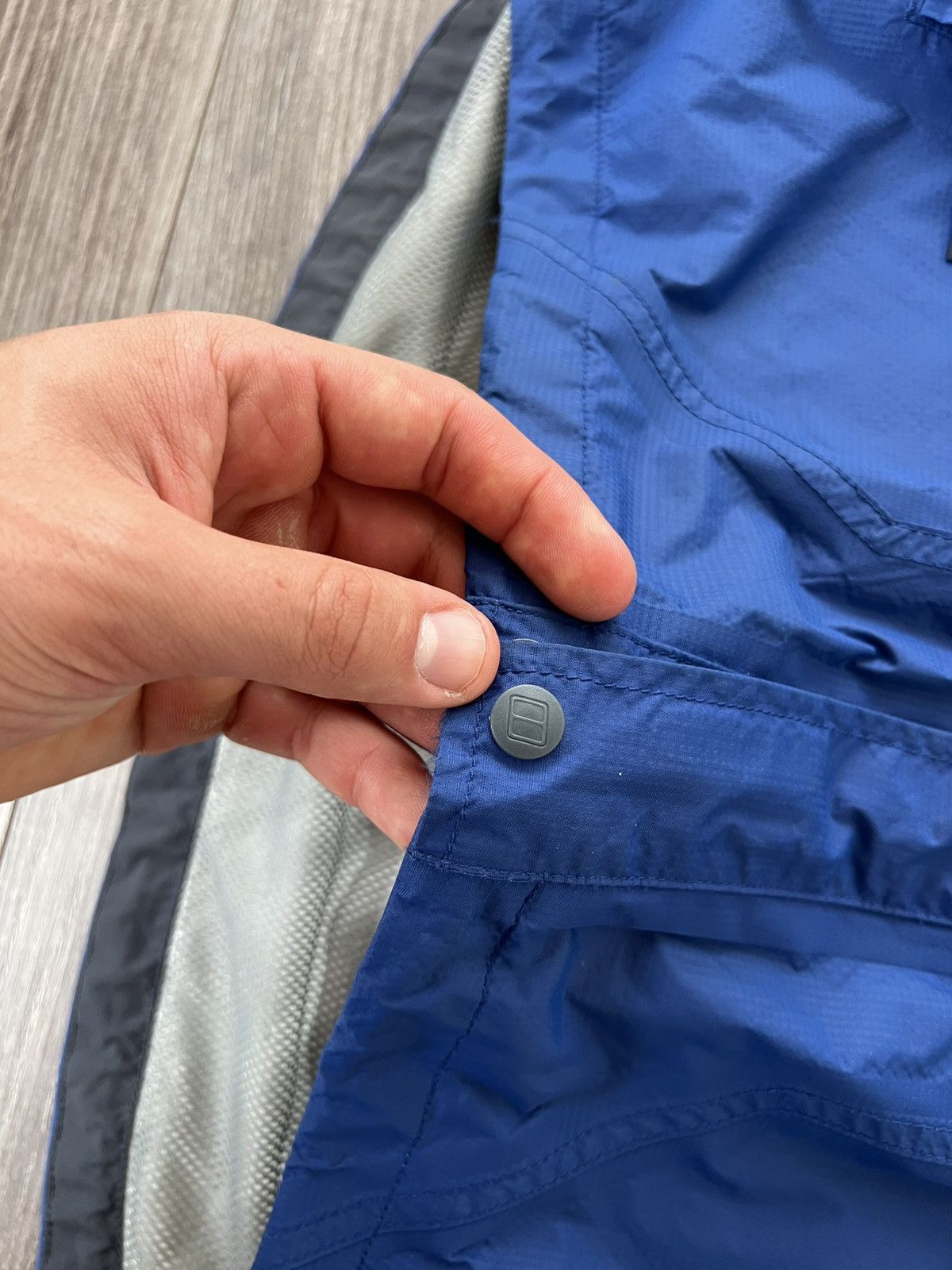 Berghaus × Goretex Berghaus Packable Gore Tex Waterproof Shell Gorpcore Jacket Size US L / EU 52-54 / 3 - 11 Thumbnail