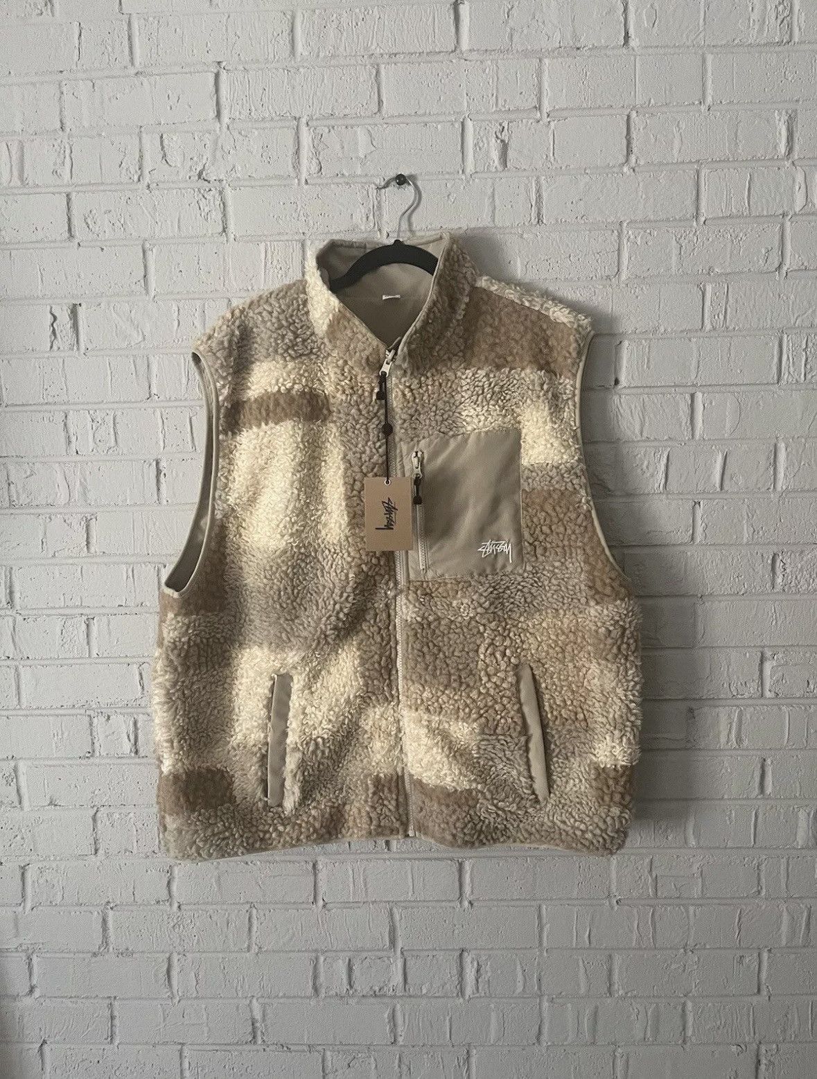 Image of Stussy Sherpa Khaki Colorblock Reversible Vest , Men's (Size 2XL)