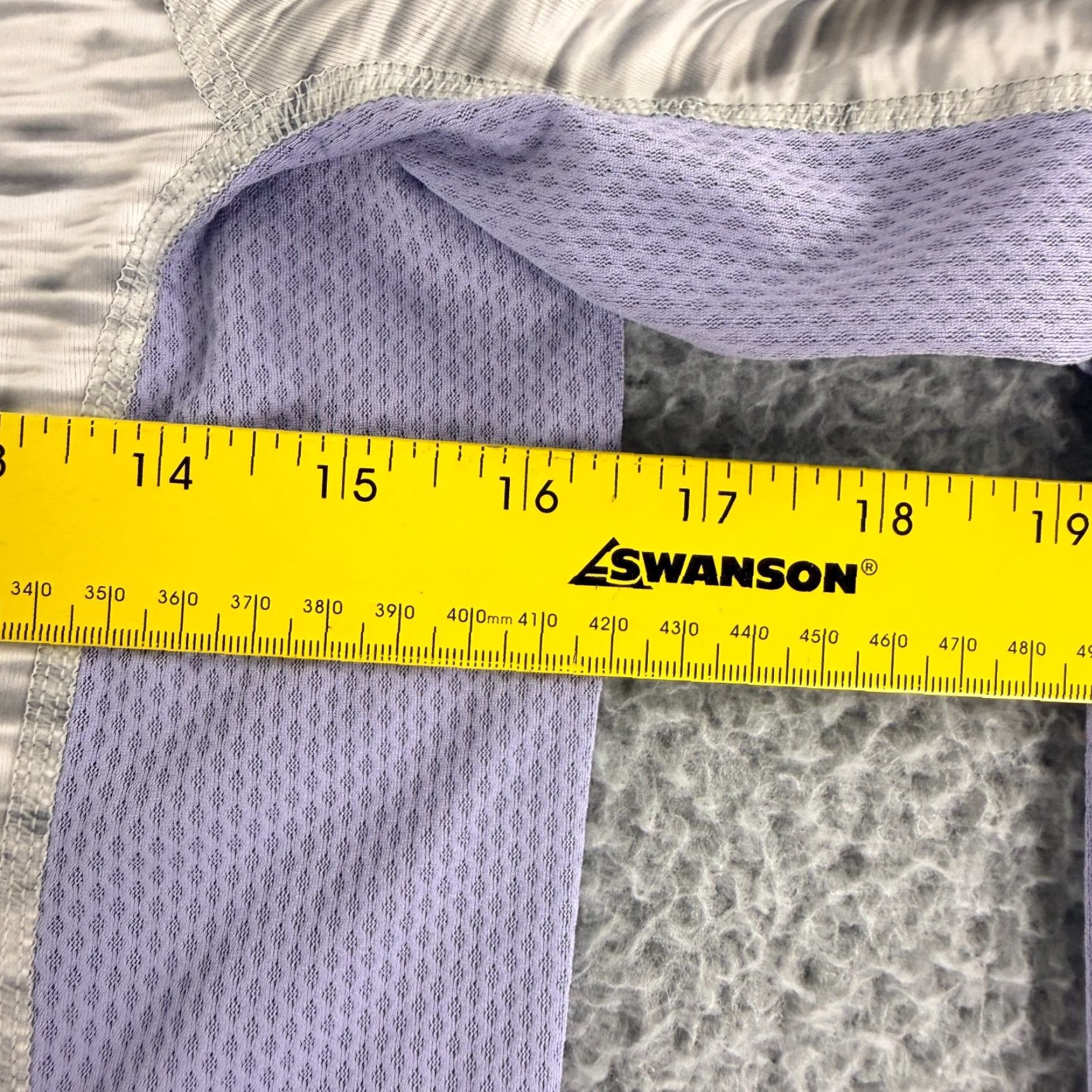 Patagonia Patagonia All Weather Shirt Womens Small Gray Purple 1/4 Zip Mock Neck Stretch Shirt Size S / US 4 / IT 40 - 5 Thumbnail